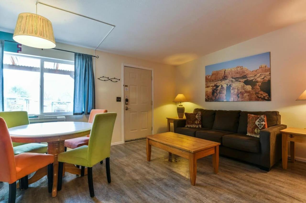 Charming 2 Bedroom Near Downtown - Rose Tree 1 Moab Esterno foto